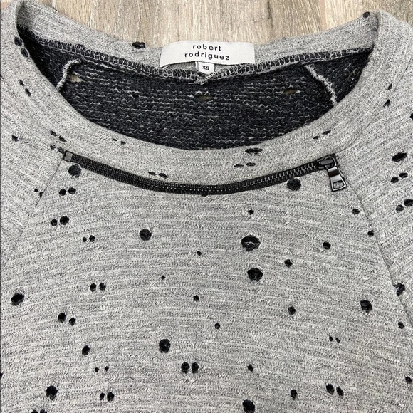 Robert Rodriguez Sweatshirt Womens Extra Small XS Gray Distressed Top Ladies - Picture 4 of 8